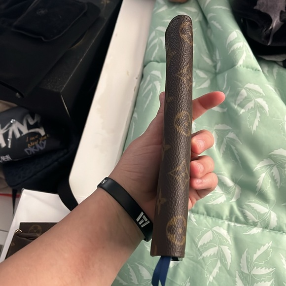 LV wallet - Picture 10 of 10